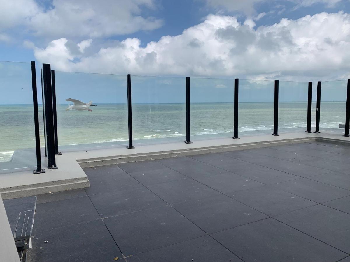 Ultra-Luxury Penthouse With A Generous Terrace And Breathtaking Sea View T71 Apartman Ostende Kültér fotó